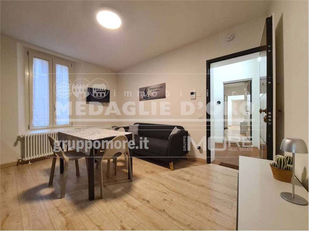 appartamento in vendita a Modena in zona Centro Storico