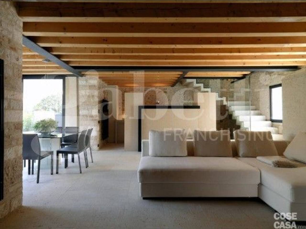 appartamento in vendita a Modena in zona Centro Storico