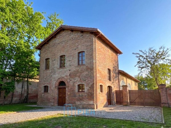 casa indipendente in vendita a Modena in zona San Lazzaro / Modena Est