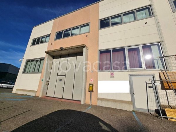 negozio in vendita a Modena in zona Centro Storico