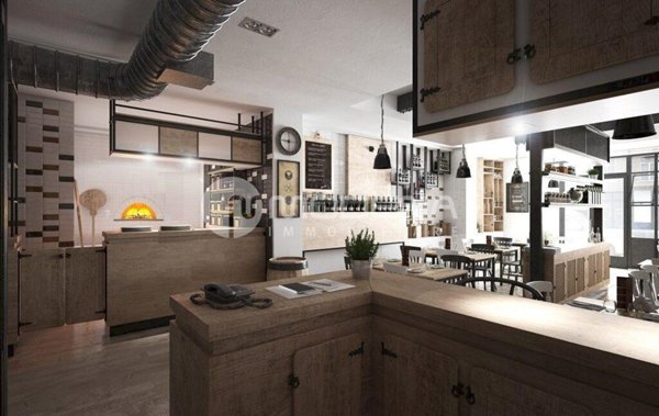 locale commerciale in vendita a Modena in zona Centro Storico