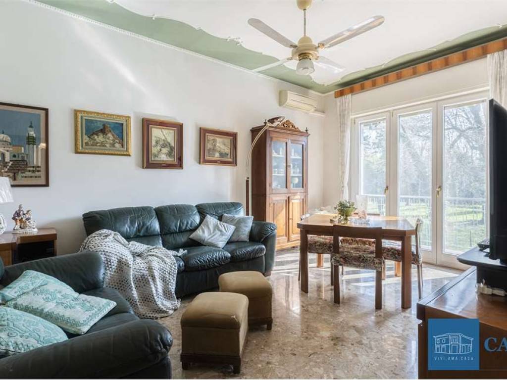 appartamento in vendita a Modena in zona Cittanova