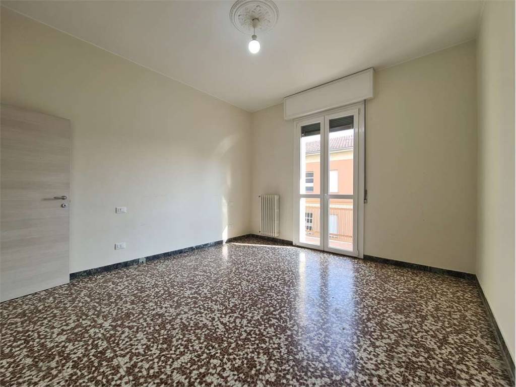 appartamento in vendita a Modena in zona San Lazzaro / Modena Est