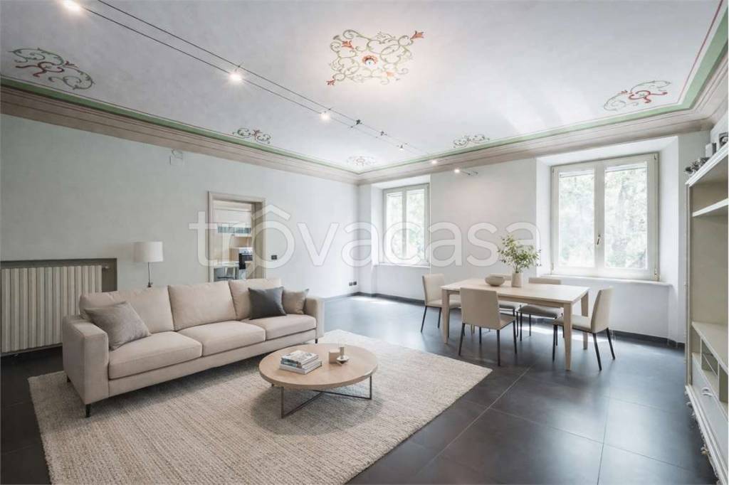 appartamento in vendita a Modena in zona Centro Storico