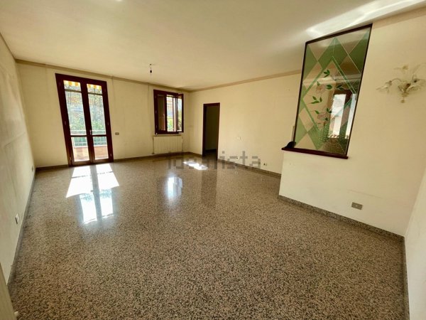 casa semindipendente in vendita a Modena in zona Crocetta