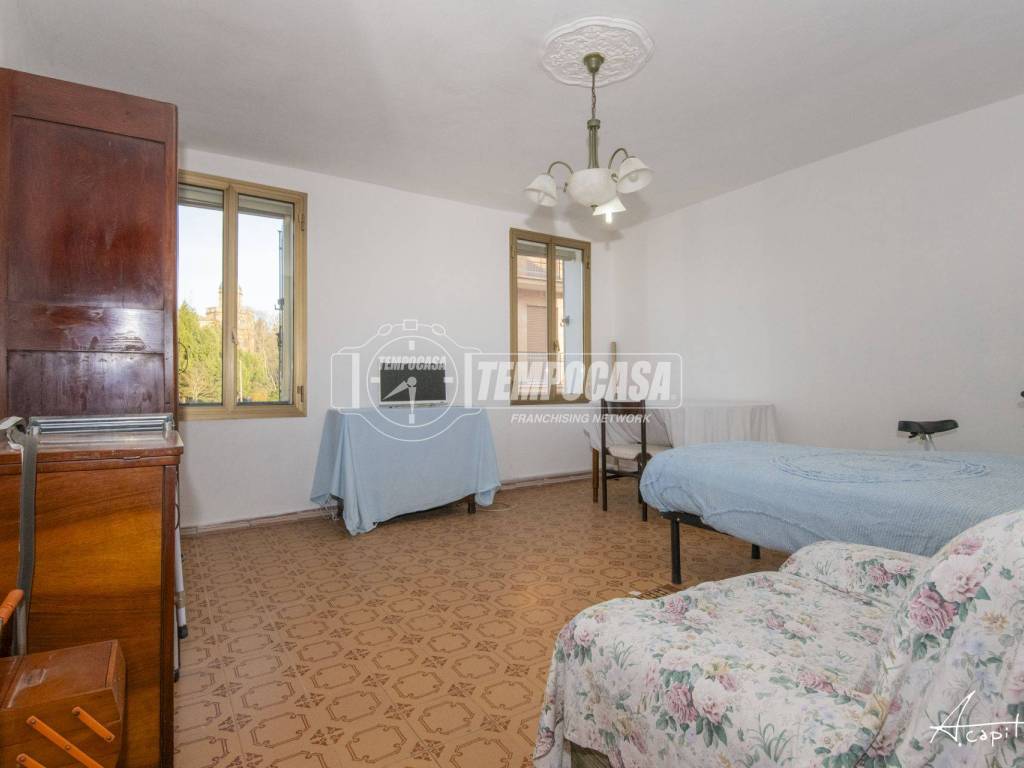 casa indipendente in vendita a Modena in zona Madonnina / Quattro Ville