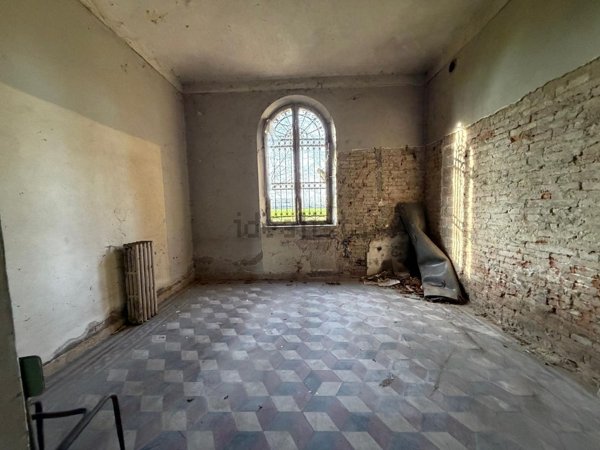 casa indipendente in vendita a Modena