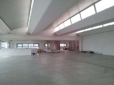 capannone in vendita a Modena