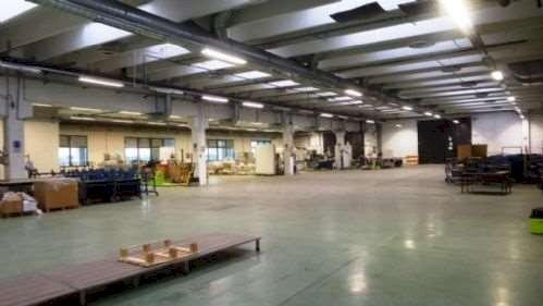 capannone in vendita a Modena in zona Madonnina / Quattro Ville