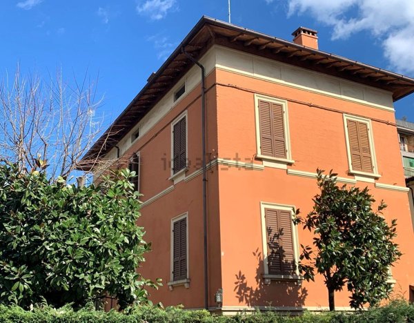 casa indipendente in vendita a Modena in zona San Faustino