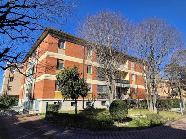 appartamento in vendita a Modena in zona Madonnina / Quattro Ville