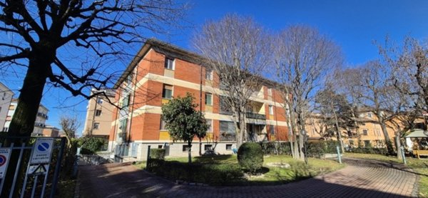 appartamento in vendita a Modena in zona Madonnina / Quattro Ville