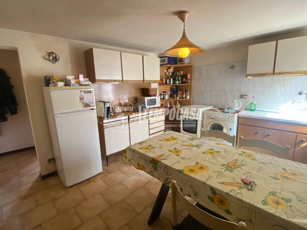 appartamento in vendita a Modena in zona Centro Storico