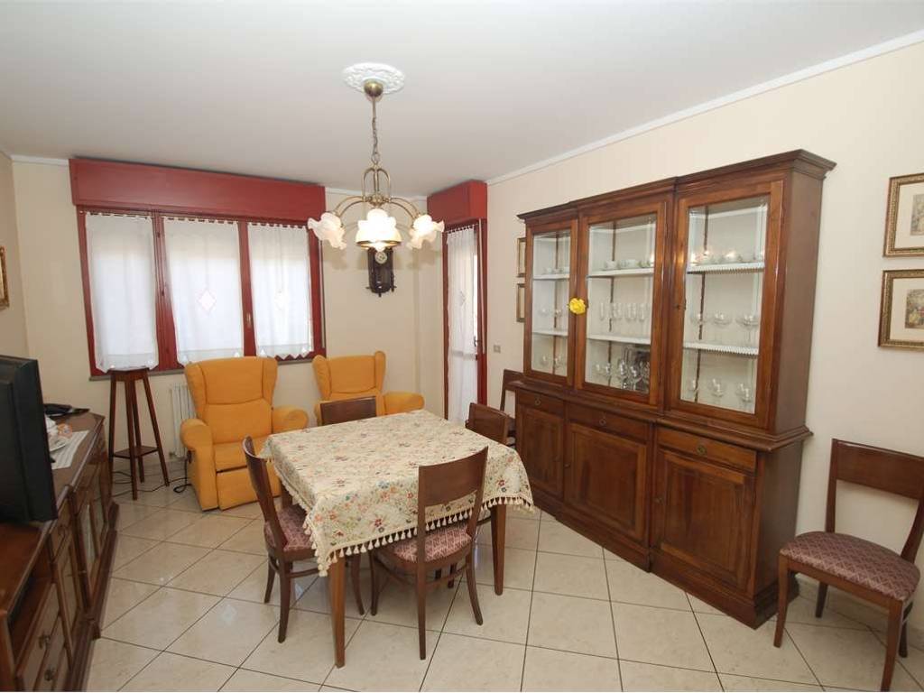 appartamento in vendita a Modena in zona Vaciglio