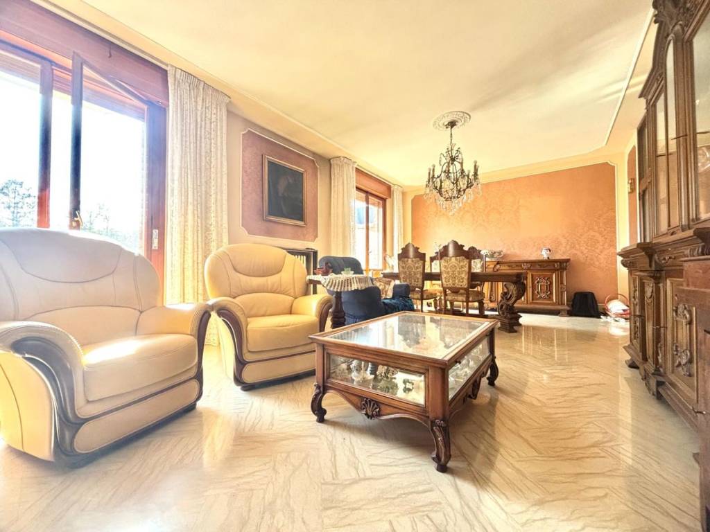 appartamento in vendita a Modena in zona Cittanova