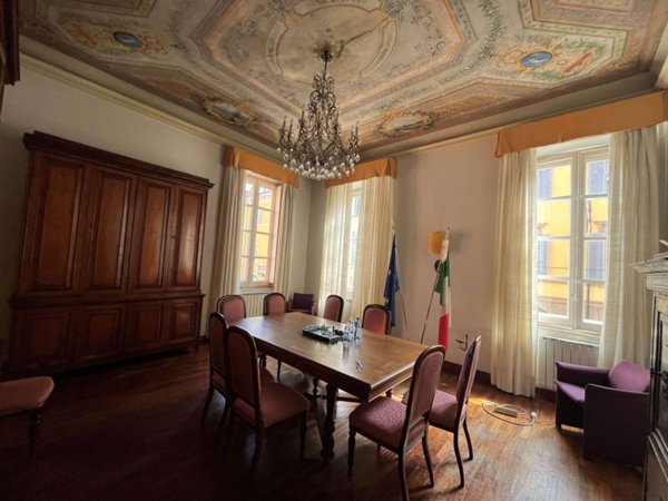 appartamento in vendita a Modena in zona Centro Storico