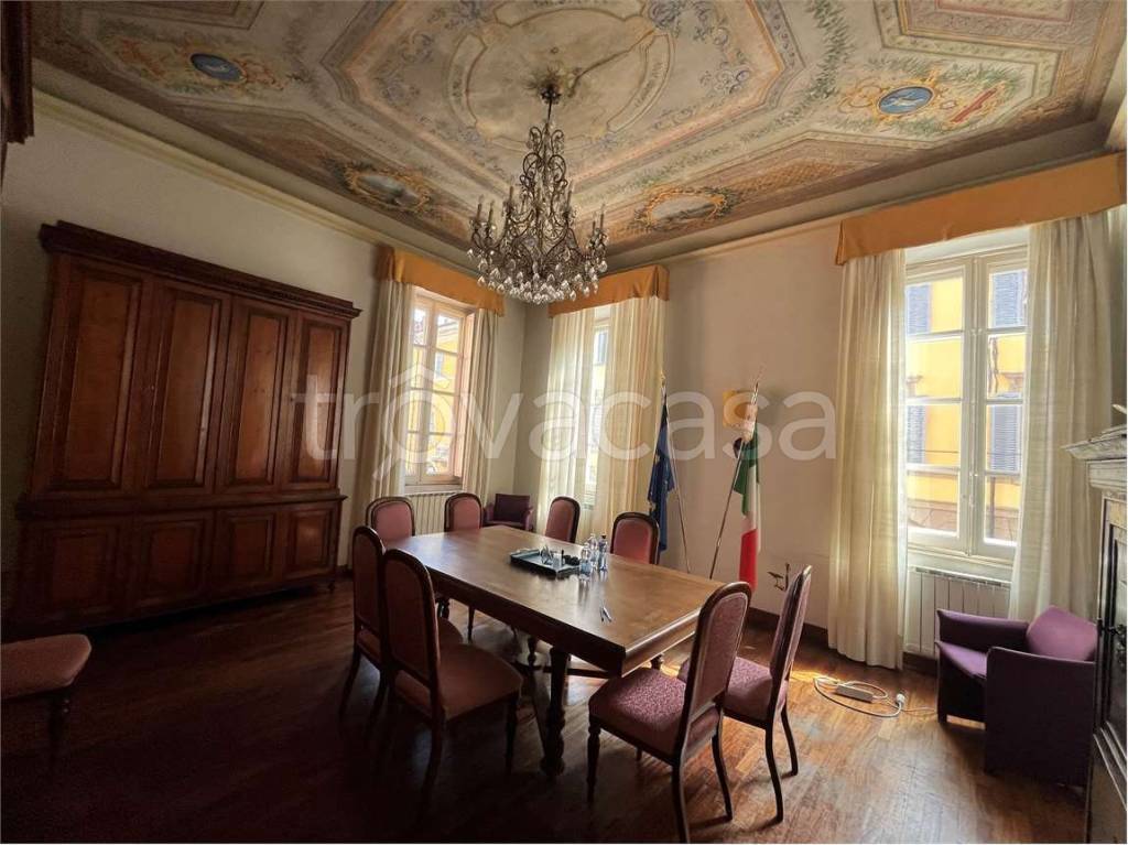 appartamento in vendita a Modena in zona Centro Storico