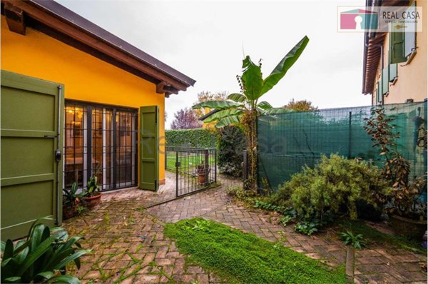 casa indipendente in vendita a Modena in zona San Faustino