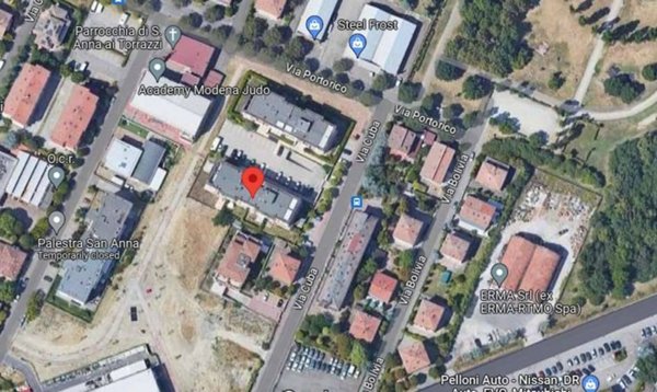 casa indipendente in vendita a Modena