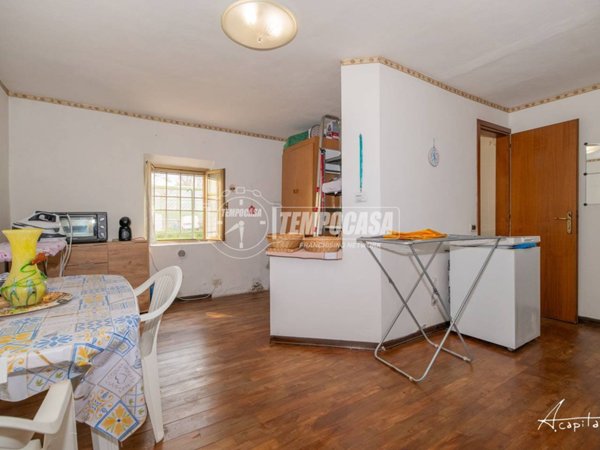 appartamento in vendita a Modena in zona Madonnina / Quattro Ville