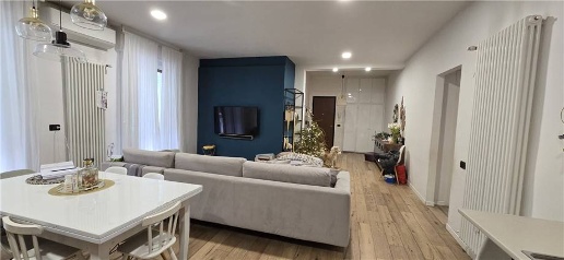 appartamento in vendita a Modena in zona Crocetta