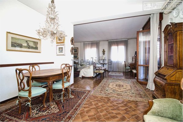 appartamento in vendita a Modena in zona San Lazzaro / Modena Est