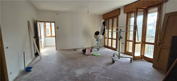 appartamento in vendita a Modena in zona Madonnina / Quattro Ville