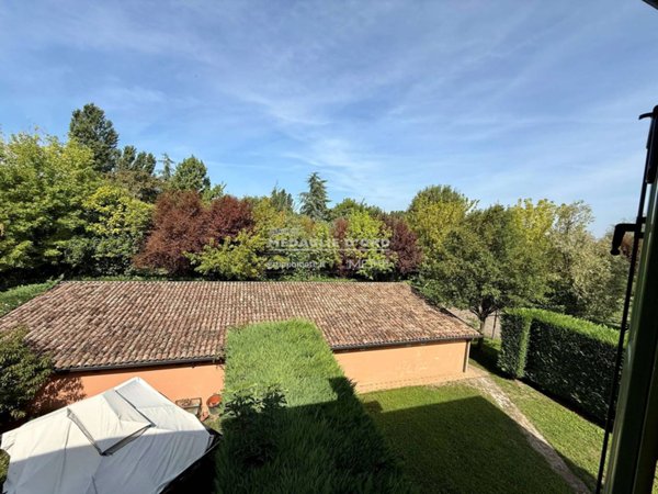 appartamento in vendita a Modena in zona Madonnina / Quattro Ville