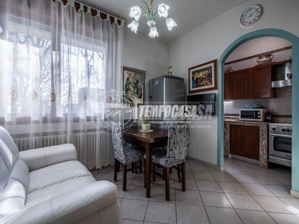 appartamento in vendita a Modena in zona Madonnina / Quattro Ville