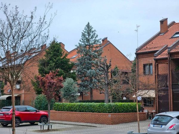 appartamento in vendita a Modena in zona Crocetta