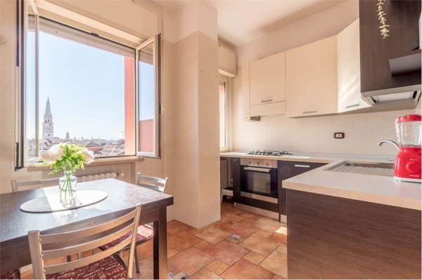 appartamento in vendita a Modena in zona Centro Storico