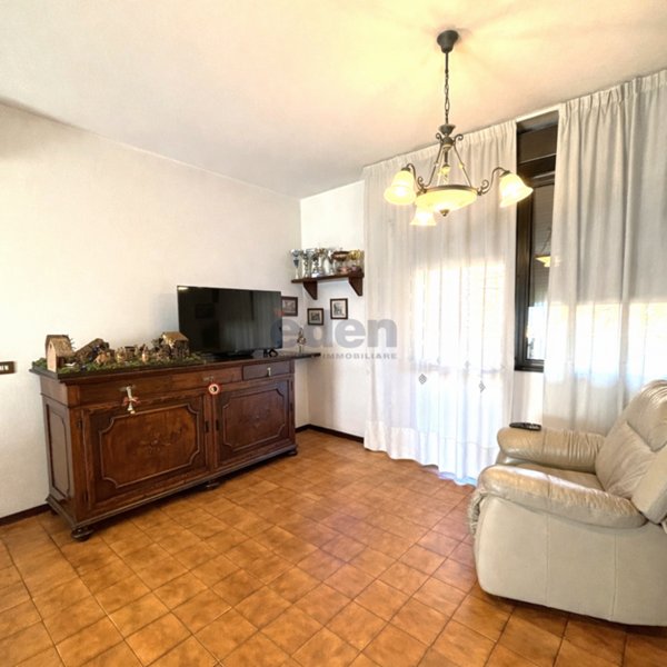 appartamento in vendita a Modena in zona San Lazzaro / Modena Est