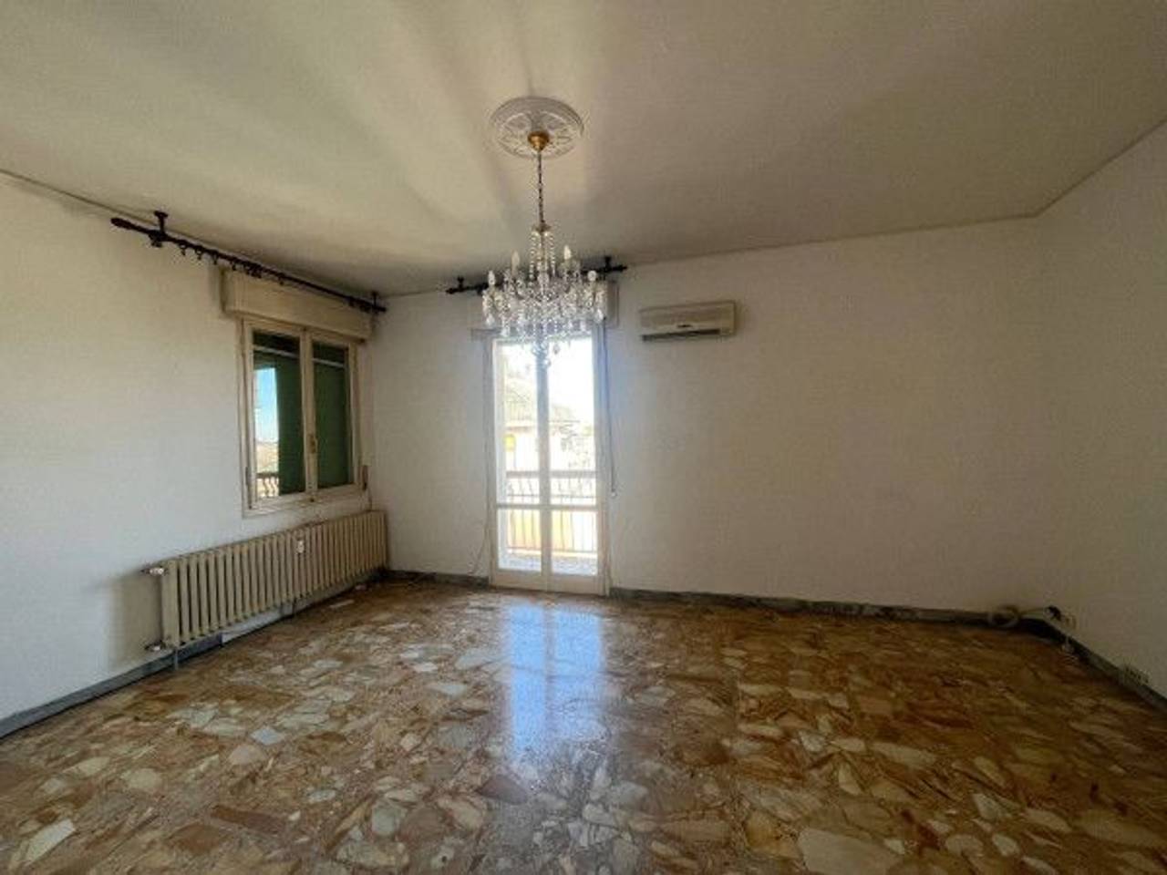 appartamento in vendita a Modena in zona San Faustino