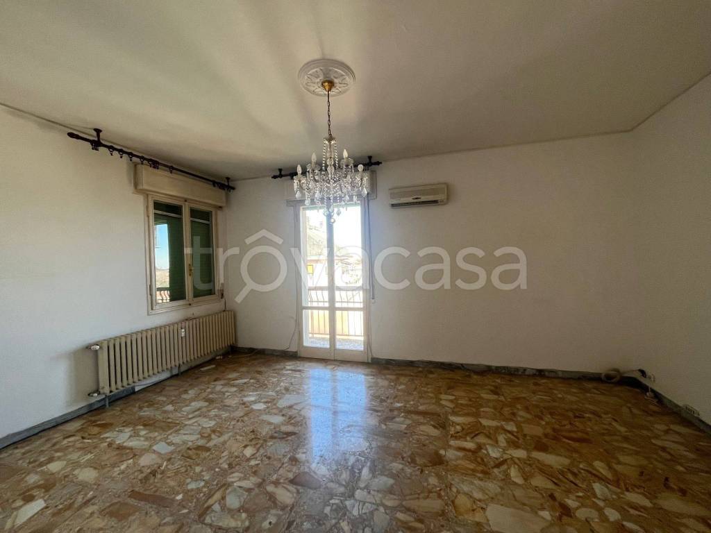 appartamento in vendita a Modena in zona San Faustino