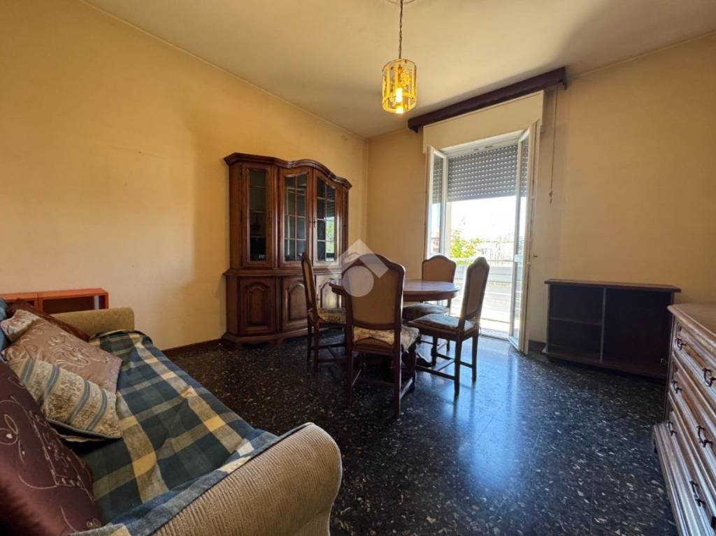 appartamento in vendita a Modena in zona Buon Pastore