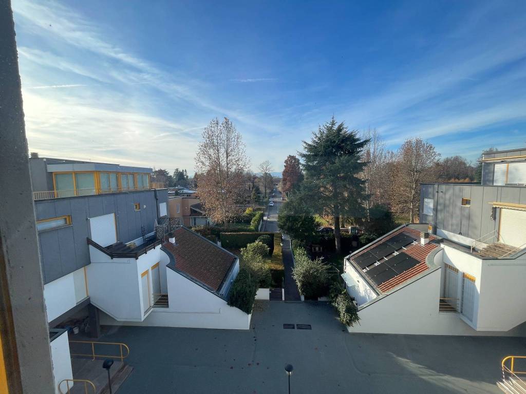 appartamento in vendita a Modena in zona Cognento