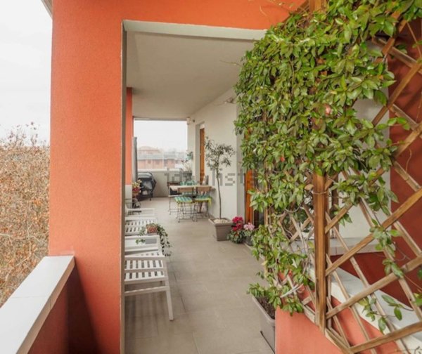 appartamento in vendita a Modena in zona San Lazzaro / Modena Est