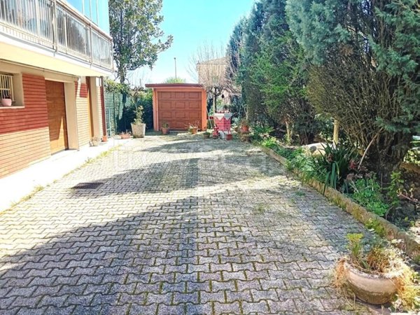 appartamento in vendita a Modena in zona Buon Pastore