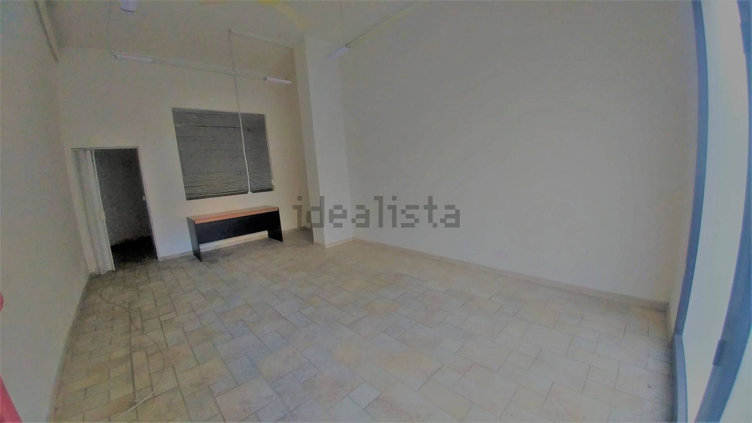 ufficio in vendita a Modena in zona San Lazzaro / Modena Est