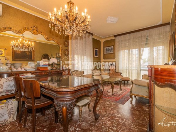 appartamento in vendita a Modena in zona San Lazzaro / Modena Est