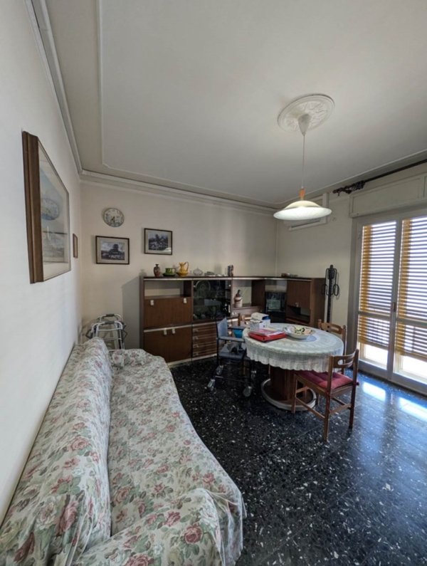 appartamento in vendita a Modena in zona Crocetta