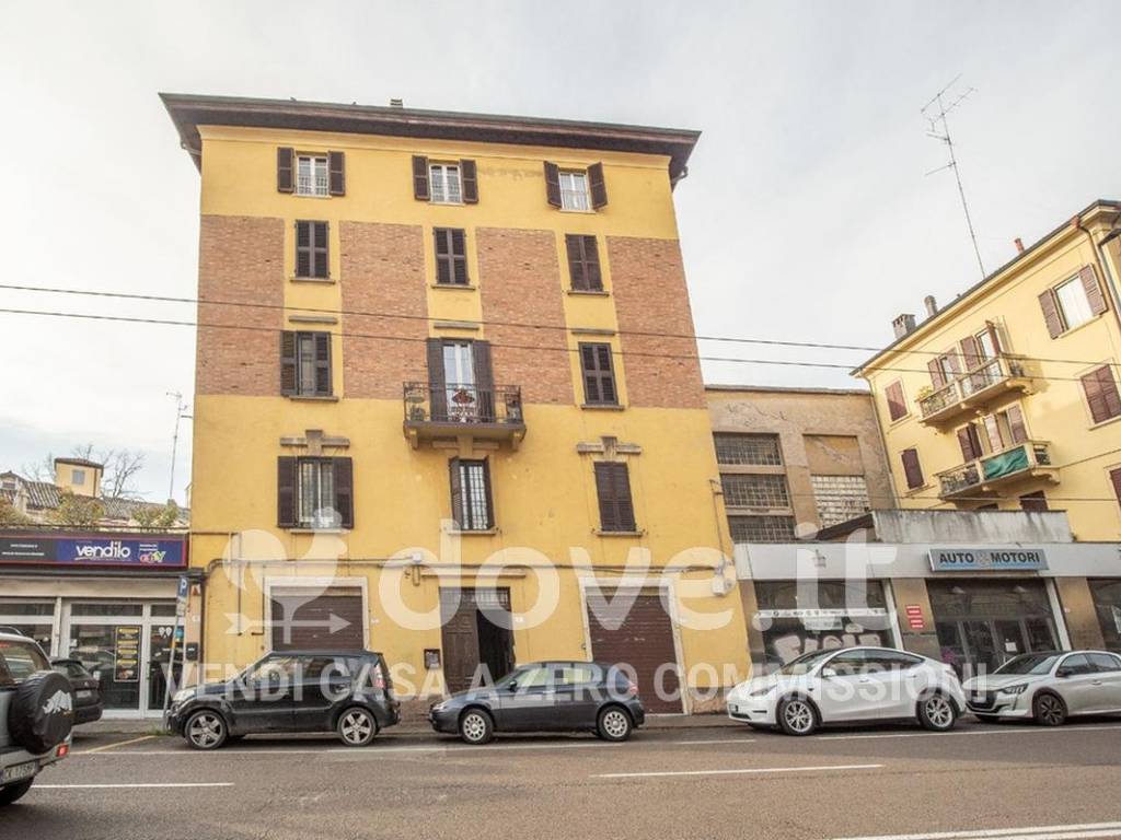 appartamento in vendita a Modena in zona San Lazzaro / Modena Est