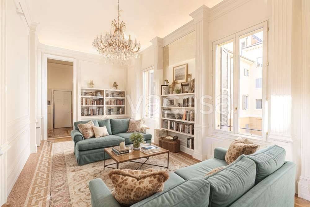 appartamento in vendita a Modena in zona Centro Storico