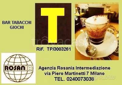 negozio in vendita a Modena in zona Centro Storico