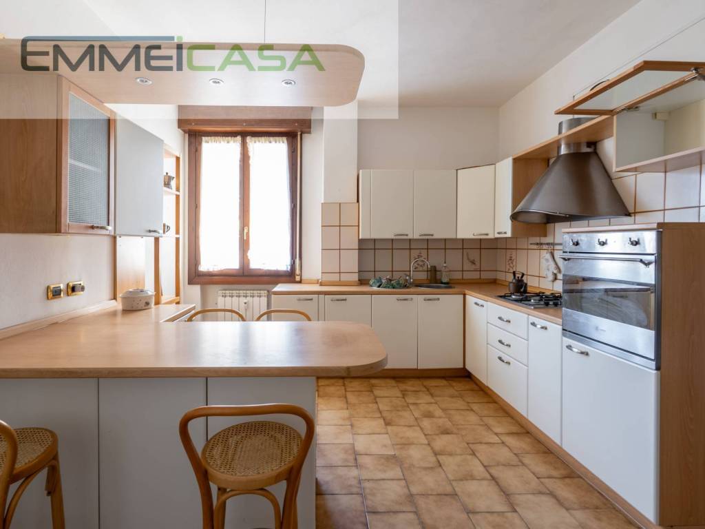 appartamento in vendita a Modena in zona Crocetta