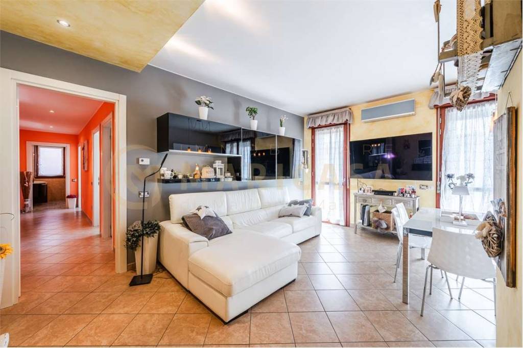 appartamento in vendita a Modena in zona Crocetta