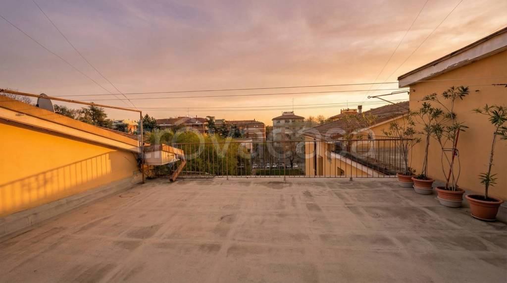 appartamento in vendita a Modena