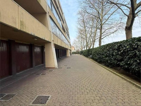 appartamento in vendita a Modena