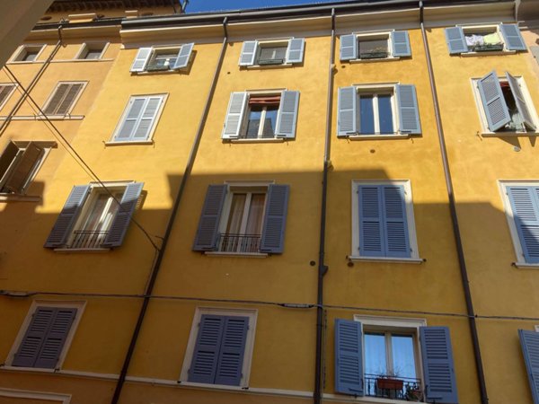 appartamento in vendita a Modena in zona Centro Storico