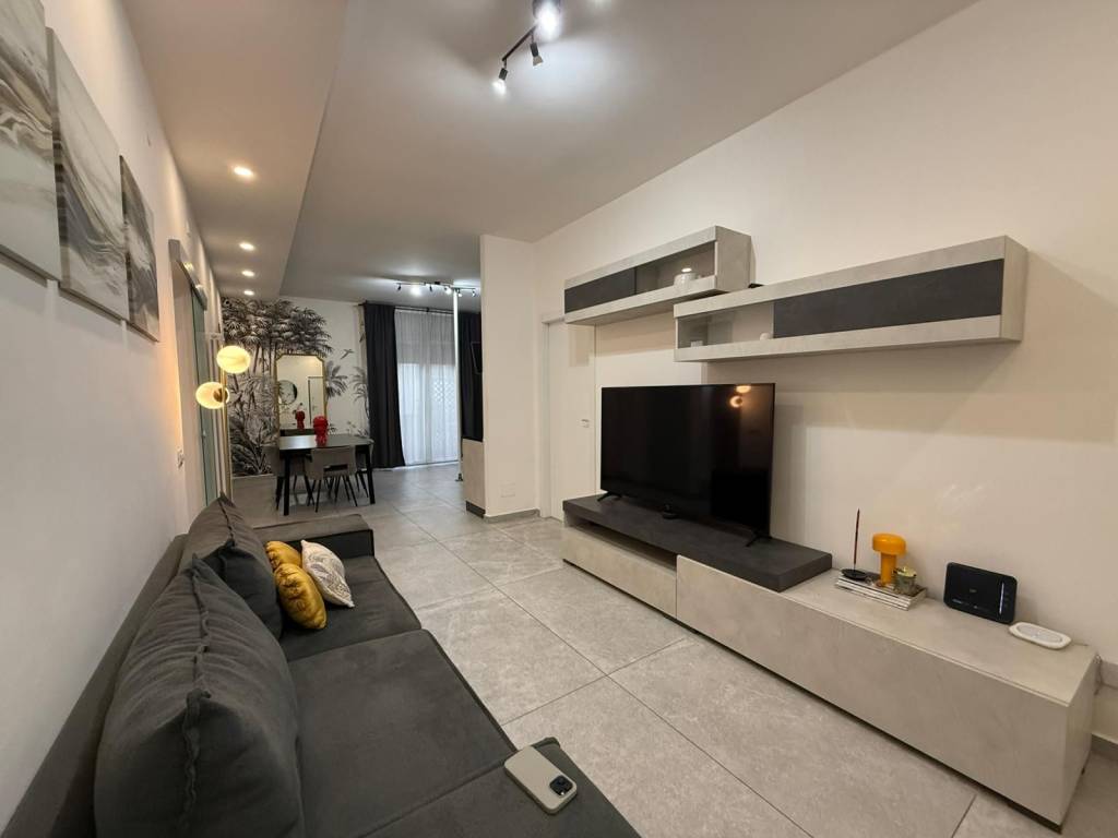 appartamento in vendita a Modena in zona Madonnina / Quattro Ville